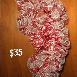 Candcane wreath